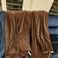 والان کنار پرده نو قهوه ایی تیره|پرده، رانر، رومیزی|تهران, صاحبقرانیه|دیوار