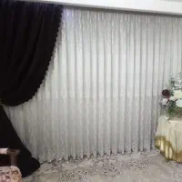 پرده حریر خامه دوزی به همراه دو دستک مخمل