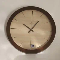 ساعت دیواری/طرح چوبی/آرام گرد/ارسال را یگان/کادویی|ساعت دیواری و تزئینی|همدان, |دیوار