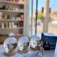 گوی کریستال دو سایز مختلف