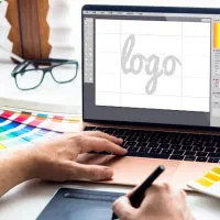 طراحی تخصصی لوگو و تایپوگرافی