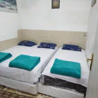 سوئیت نزدیک حرم دودقیقه فاصله باحرم درب باب الجواد