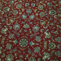 دوعدد فرش قرمز حرم