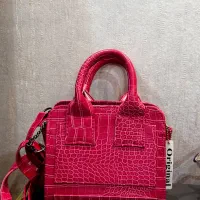 کیف|کیف، کفش، کمربند|لاهیجان, شیخ زاهد|دیوار