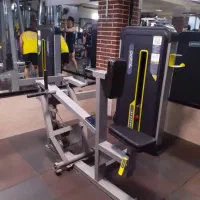 تعدادی دستگاه بدنسازی تردمیل کمد|تجهیزات ورزشی|هشتگرد, هشتگرد قدیم|دیوار