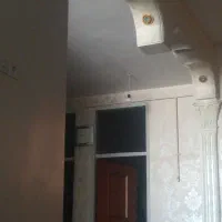 خانه طبقه اول یعنی طبقه بالای هم کف هستش