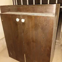 جاکفشی و میز خاطره