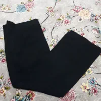 شلوار|لباس|قم, آزادگان|دیوار