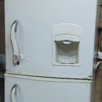 یخچال امرسان پایین فریزربالایخچال بفروش میرسد....