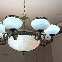 لوستر 8 شاخه مجلل|لوستر و چراغ آویز|شیراز, بعثت|دیوار