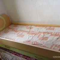 تخت یک نفره|تخت و سرویس خواب|رشت, چمارسرا|دیوار