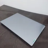 لپتاپ Lenovo سالم و تمیز