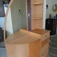 میز آرایشی فروش فوری با قیمت پایین