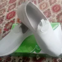 کفش پیاده روی نو|کیف، کفش، کمربند|بندر ترکمن, |دیوار