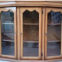 ویترین چوبی