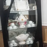 یک عدد بوفه سه عدد میز عسلی و میز تلویزیون