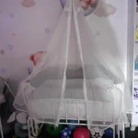 تخت و گهواره کودک