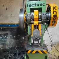 خدمات پرسکاری و فورجکاری و سوراخکاری