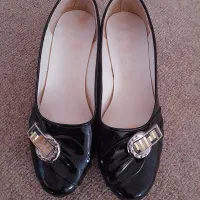 دو جفت کفش زنانه