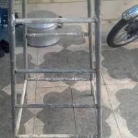 فروش چهار پایه آهنی