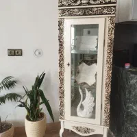 ساعت و بوفه