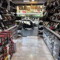 فروشنده کفش حرم