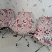 ۴ عدد صندلی گردان