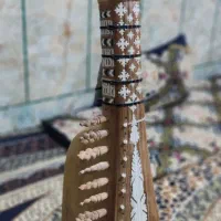 چنگ یا قیچک یا سروز|سازهای سنتی|بندرعباس, |دیوار