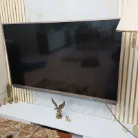 تلویزیون ۵۰ اینچ