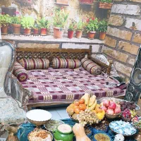 تخت سنتی در حدنو سالم