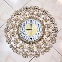 ساعت دیواری