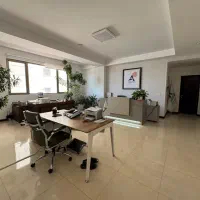 130-متر-اداری-2-اتاق-تراس-بزرگ-رو-به-دریاچه-تریتا