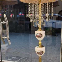 آباژور با ۲ تا چینی و بلور درجه یک|چراغ خواب و آباژور|اردبیل, |دیوار