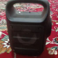 ساعت مچی همراه با اسپیکر و وسایل|ساعت|تهران, بهاران|دیوار