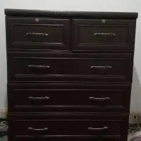 کمد‌ لباس‌