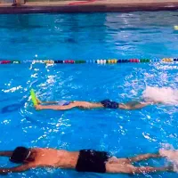 آموزش شنا ویژه آقایان همه سنین