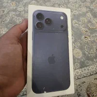 آیفون 17پرومکس آکبند نات اکتیو با آداپتور دو شاخ