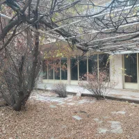 آپارتمان-فول-با-حیاط-اختصاصی