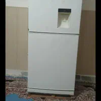 یخچال فریزر در حد نو
