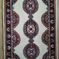 قالی دستباف با رنگ طبیعی