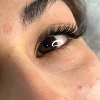 نیازمند به مدل اکستنش مژه