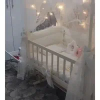 تخت و گهواره