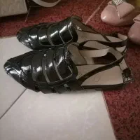 کفش ها در حد نو سایز38