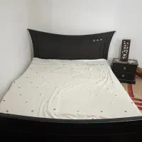 تخت دو‌نفره