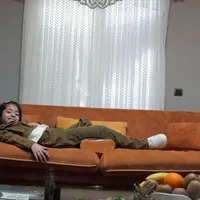 پرده درب تراز با کتیبه و ۳عدد پنجره زبرا