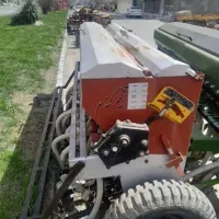 دستگاه بذر کار