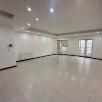 فروش آپارتمان ۲ سال ساخت نیما ۱۲۵ متری