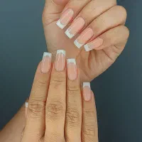 خدمات ناخن در منزل|خدمات آرایشگری و زیبایی|شیراز, دشت چنار|دیوار