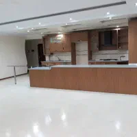 125متر خیابان قادری فول امکانات تکواحد طبقه 2