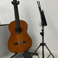 گیتار یاماها c70